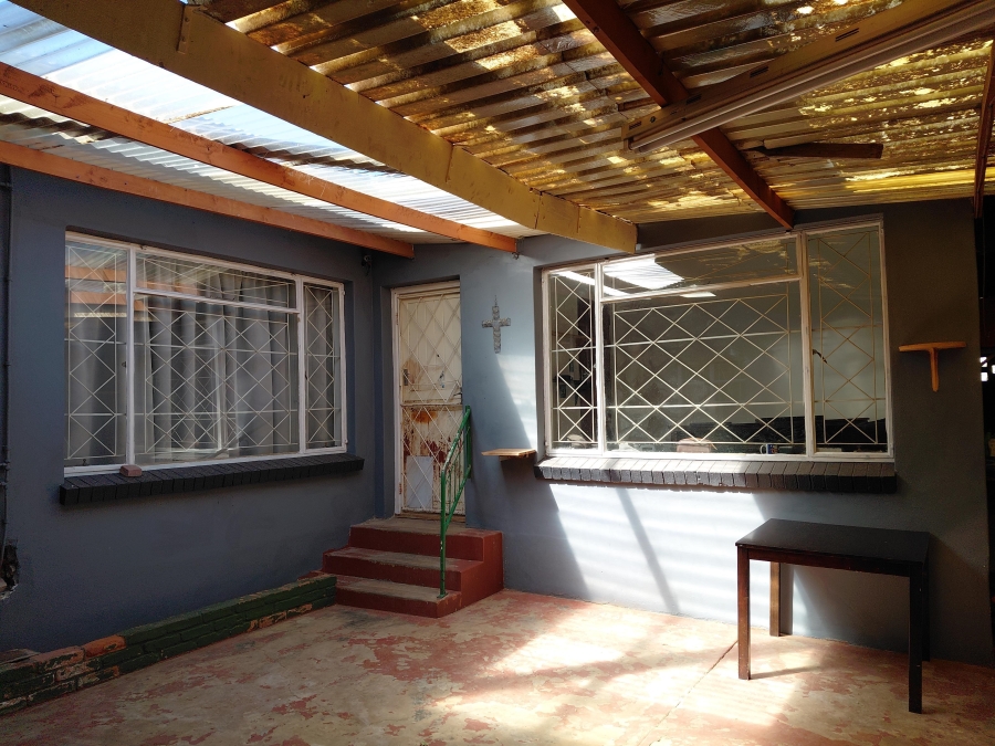 3 Bedroom Property for Sale in Bothasrus Eastern Cape